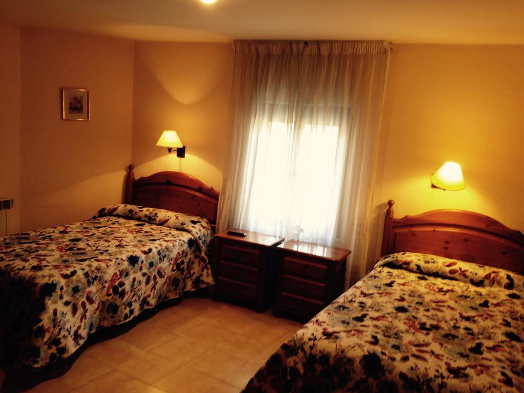Hostal Nicolas Medinaceli Room photo